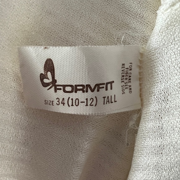 Women’s Formfit Dress Slip Size 34 Tall (10/12) Cream Color - Picture 7 of 7